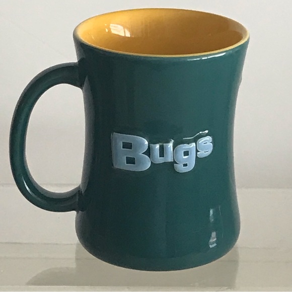 LOONEY TUNES 3D Bugs Bunny Coffee Mug - Warner Bros. 2001 - Picture 4 of 12